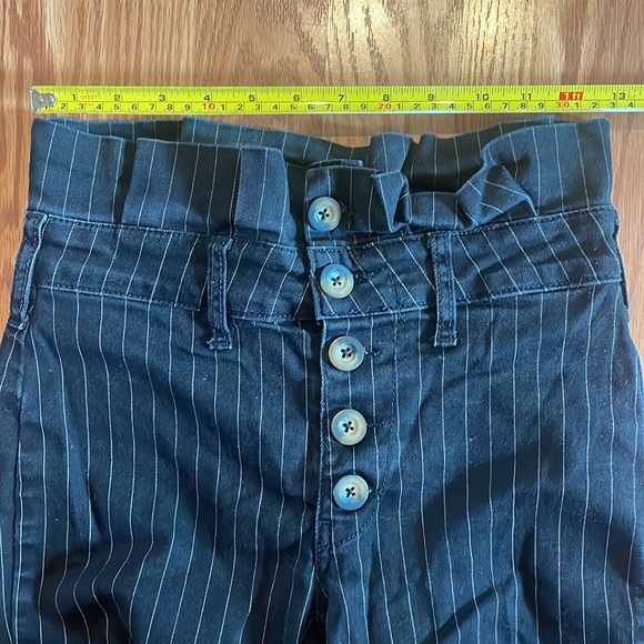 Free People Montella Black Pinstripe High Waisted Cropped Pants Size 2 - Picture 9 of 15